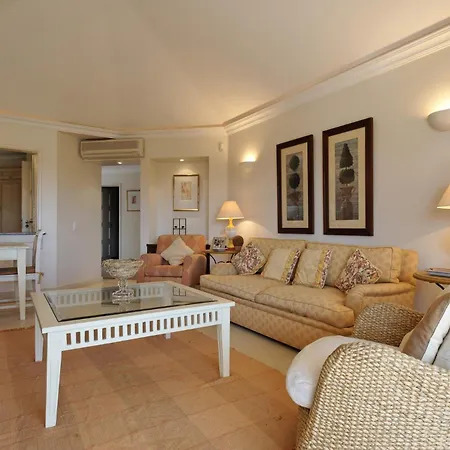 Апартаменты Tulio 2 Bedroom Luxury Located In Encosta Do Кинта-до-Лаго